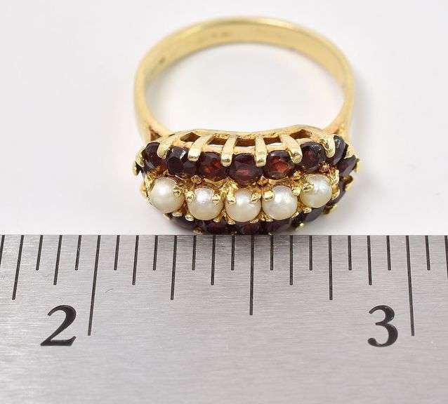 Fantastic 18K Yellow Gold Seed Pearl and Red Garnet Gemstone Ring