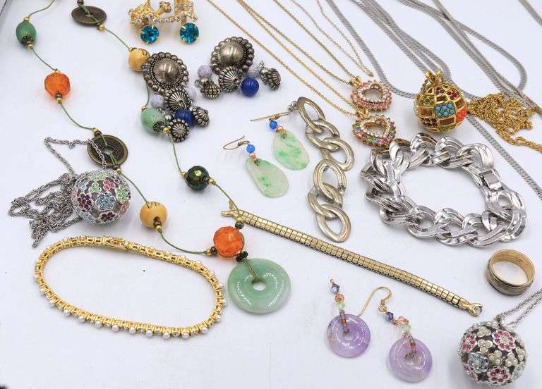Group lot of costume jewelry