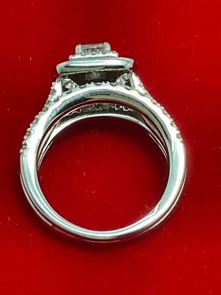 CERTIFIED 14K WHITE GOLD DIAMOND RING