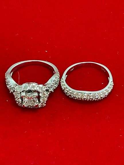 CERTIFIED 14K WHITE GOLD AND DIAMOND WEDDING SET