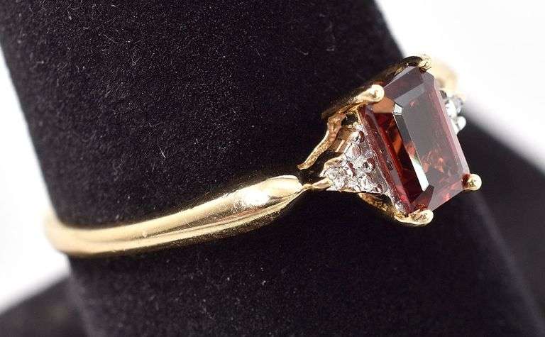 Simply Beautiful 10K Yellow Gold Red Garnet and Diamond Ring