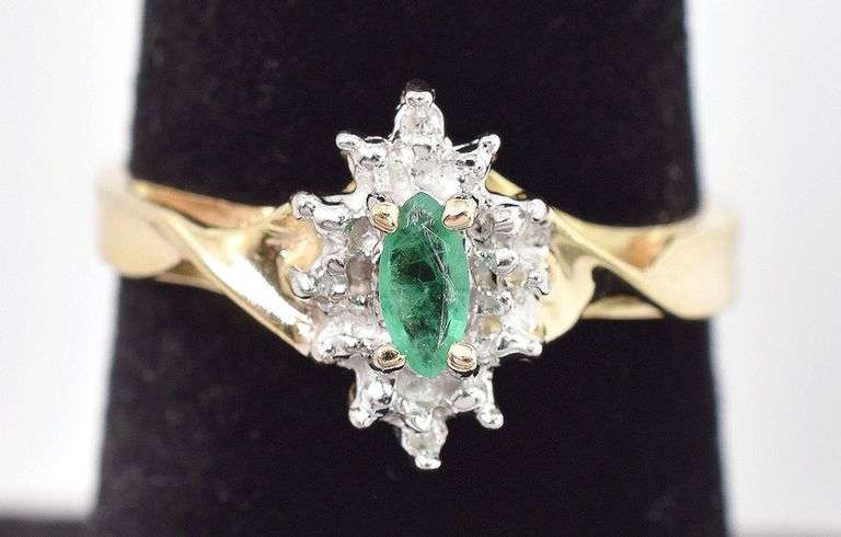 Beautiful 10K Yellow Gold Emerald and Diamond Ring