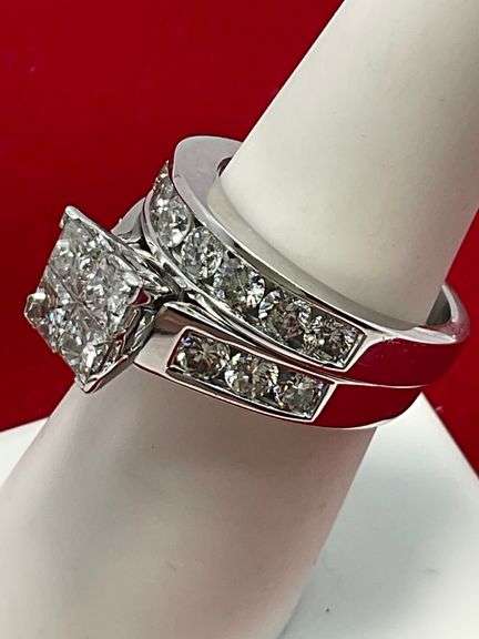 CERTIFIED BRAND NEW 14K WHITE GOLD DIAMOND WEDDING SET. 3.00 CARATS