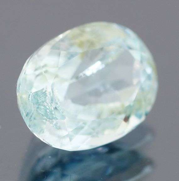 Awesome 2.78ct frosty blue Aquamarine