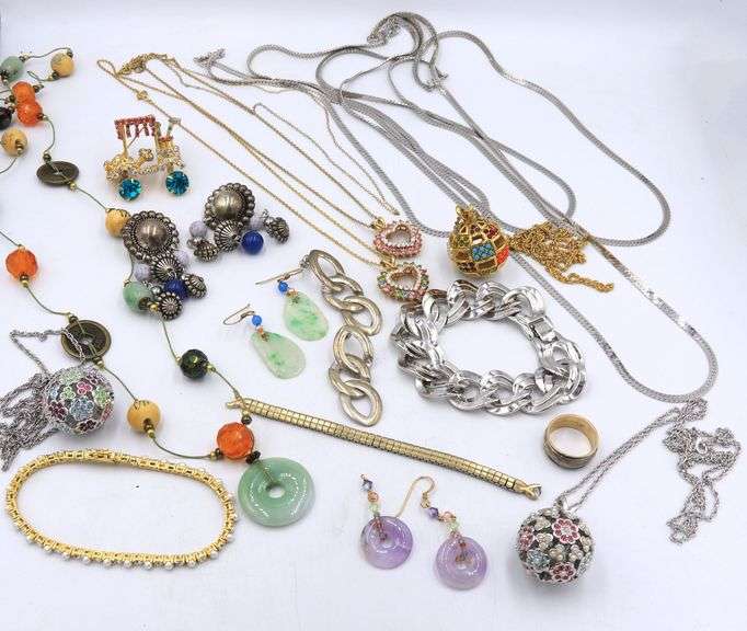 Group lot of costume jewelry