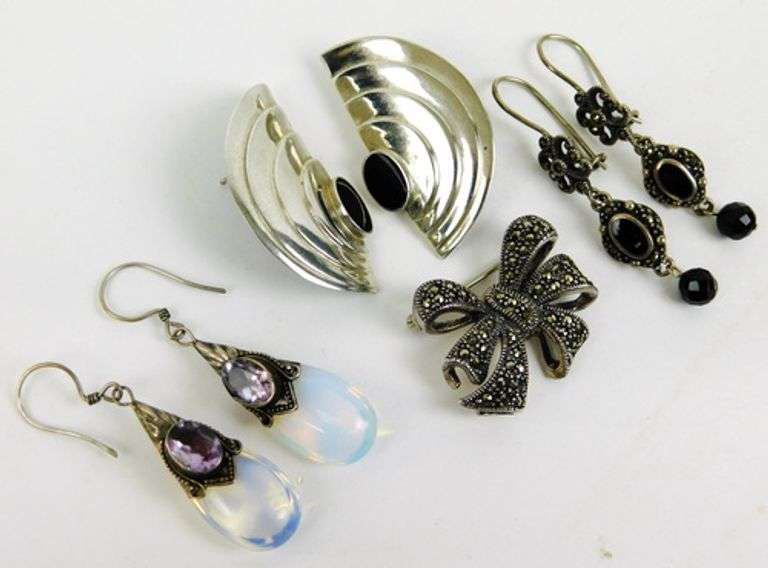 Very Nice Collection of Sterling Silver Jewelry