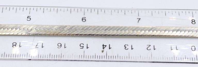 Lot of 2 sterling silver chains