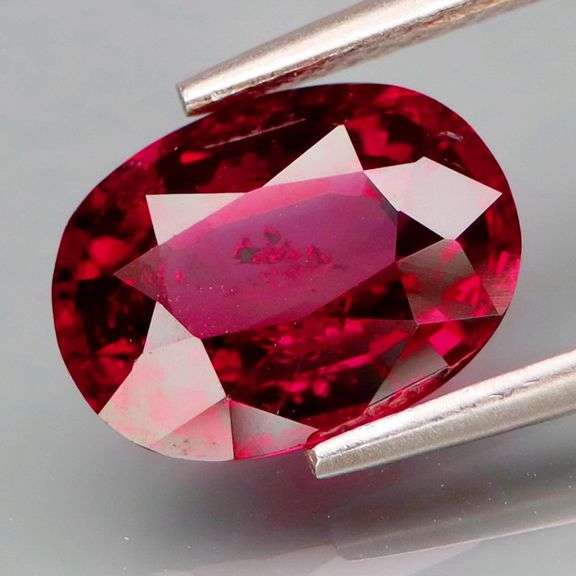 Ravishing 2.66ct violet cherry Rhodolite Garnet