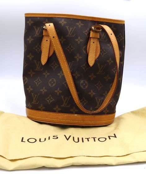 Louis Vuitton Petite Bucket bag