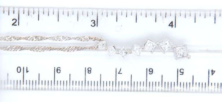 14kt White gold 1.50ctw Princess cut diamond Journey pendant on chain necklace