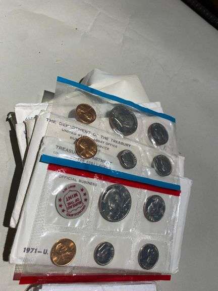 2 Each US Mint Sets  1971 1980 1983-5