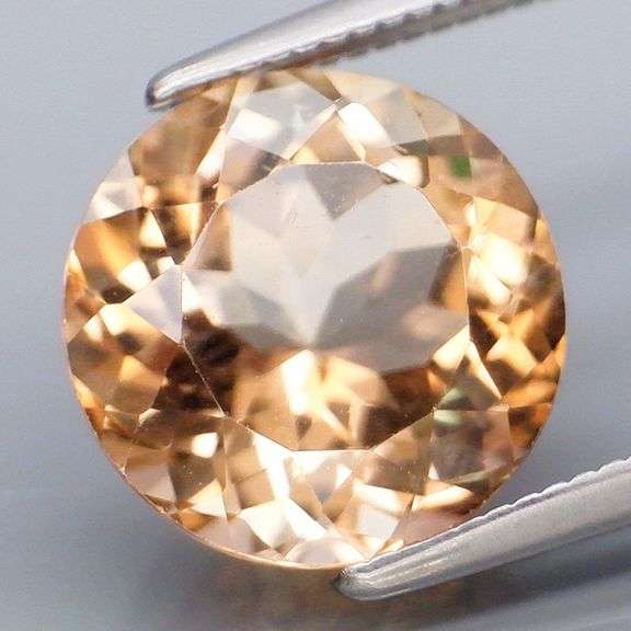 Exciting 4.39ct 10mm champagne Imperial Topaz solitaire