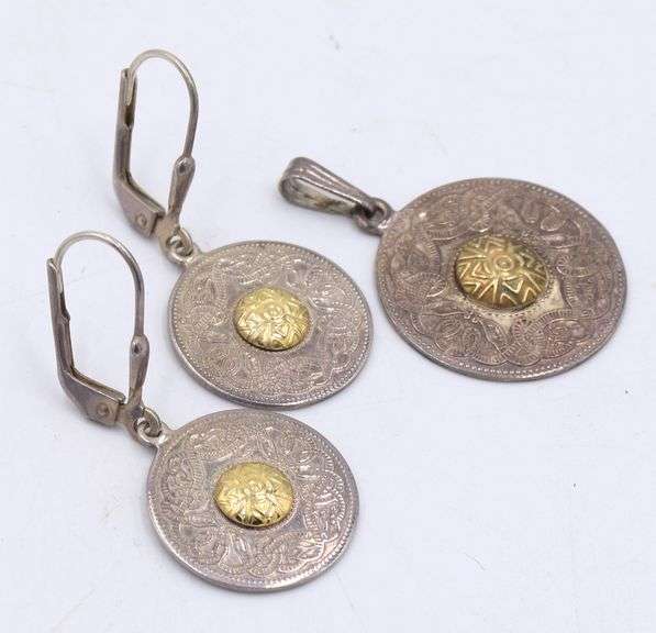 Set of vintage 925 sterling silver pendant and earrings