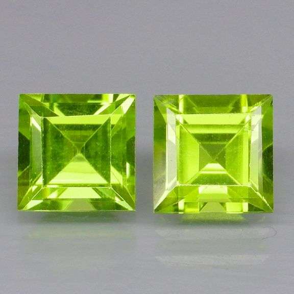 Gorgeous 2.65ct heavy flashing Peridot pair