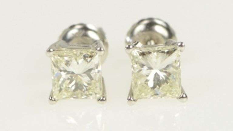 14K Yellow Gold 1.50 Ctw Princess Diamond Vintage Stud Earrings