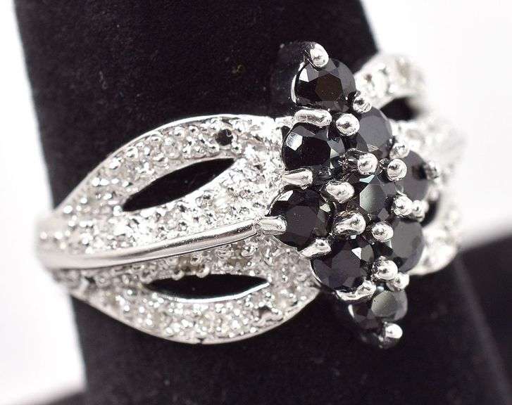 Stunning 14K Sapphire and Diamond Ring in 14K White Gold