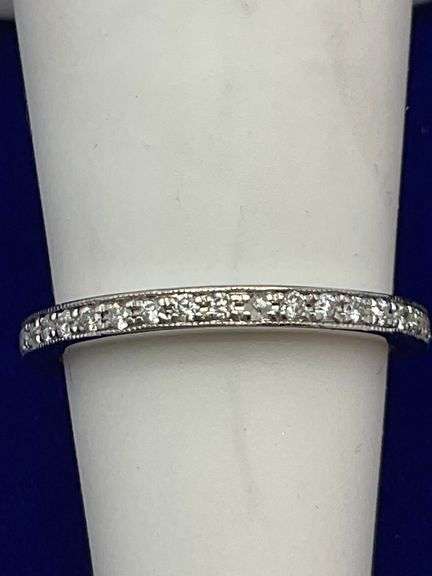 LADIES 14K WHITE GOLD DIAMOND ETERNITIY RING