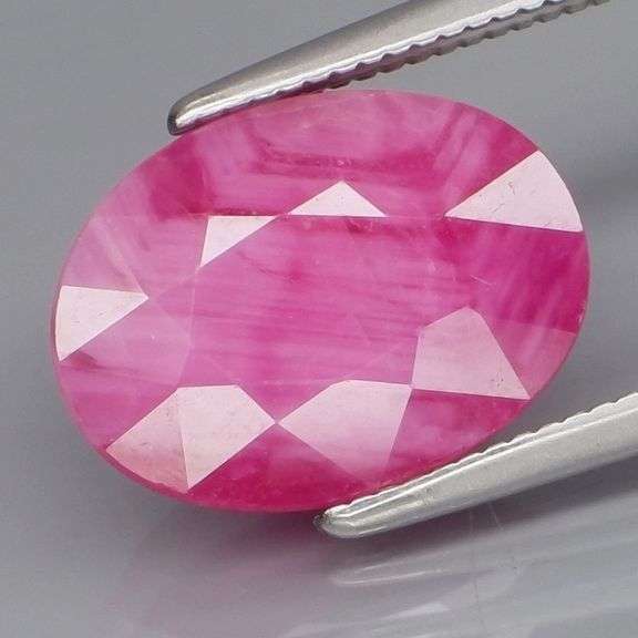 Heated only! 4.37ct reddish pink Ruby