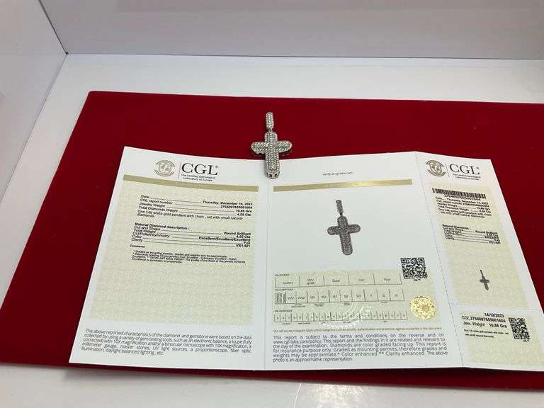 CERTIFIED BRAND NEW 14K DIAMOND CROSS PENDANT 4.55 CARATS.