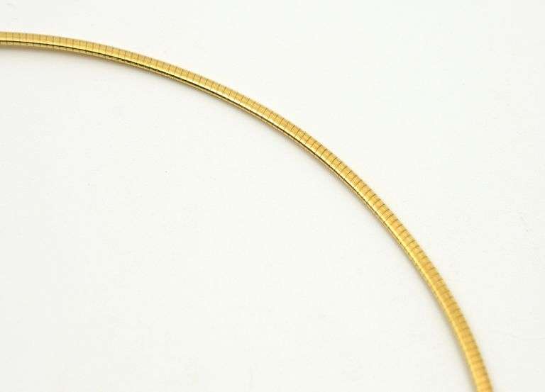 Useful 14K YG Omega Necklace