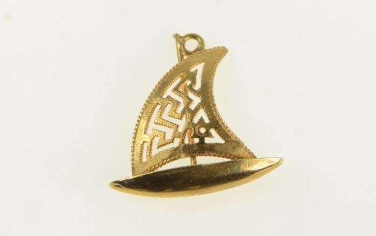 18K Yellow Gold 3D Greek Wave Pattern Sail Boat Charm/Pendant