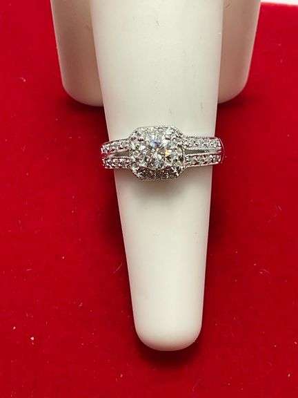 CERTIFIED BRAND NEW 14K WHITE GOLD DIAMOND RING
