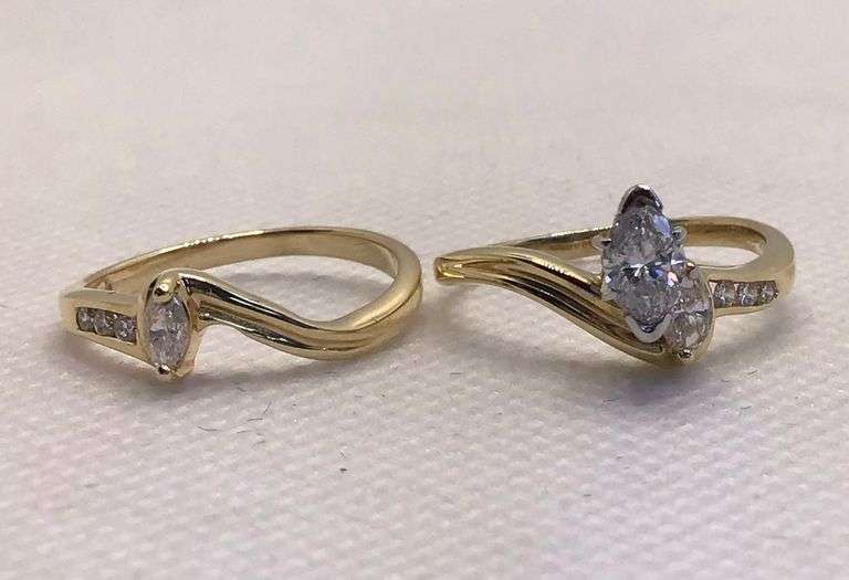 GORGEOUS 14K YELLOW GOLD MARQUISE CUT BRIDAL SET DIAMOND RING
