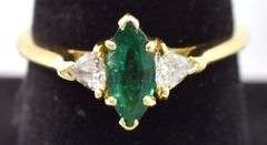 Mesmerizing 18K Yellow Gold Approx. 0.47CTS Emerald and Approx. 0.26CTW Diamond Ring