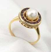 Estate 14K YG Pearl and Garnet Ring