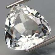 Gorgeous 7.59ct diamond white Topaz