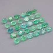 Vivid! Top green 5.75ct Colombian Emerald set