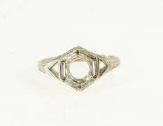 18K White Gold Art Deco 4.8mm Engagement Setting Ring