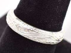 Beautiful Floral Ring in Sterling Silver