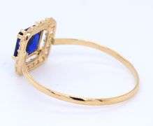 Set of 18kt yellow gold blue synthetic sapphire and CZ ring, earrings and necklace