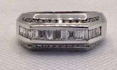 14K WHITE GOLD BAGUETTE AND ROUND CUT MEN’S DIAMOND RING