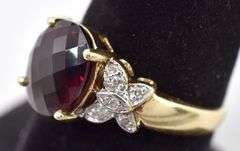 Brilliant Garnet and Diamond Ring in 14K Yellow Gold