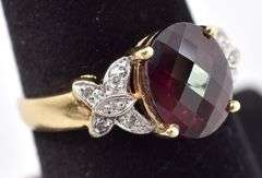 Brilliant Garnet and Diamond Ring in 14K Yellow Gold