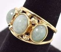 Beautiful 14K Yellow Gold Green Gemstone Ring