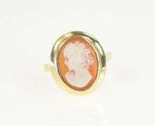 14K Yellow Gold Carved Shell Cameo Vintage Statement Ring