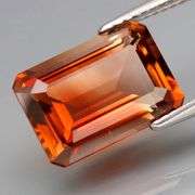 Lavish 5.64ct emerald cut Imperial Topaz