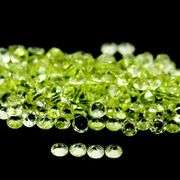 Sparkling 12.37ct green Peridot set