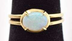 Pretty 14K Yellow Gold Opal Gemstone Ring