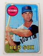 Carl Yastrzemski 1969 Topps Baseball Card