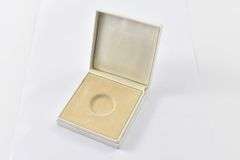 White Bank Holiday US $5/$2.50 Box 1920's Gold Coin Gift Presentation