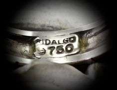 Exquisite 18K White Gold Blue Enamel Hidalgo Band