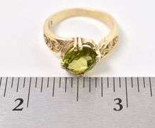 Lively 14K Yellow Gold Approx. 2.60CTS Peridot Gemstone Ring