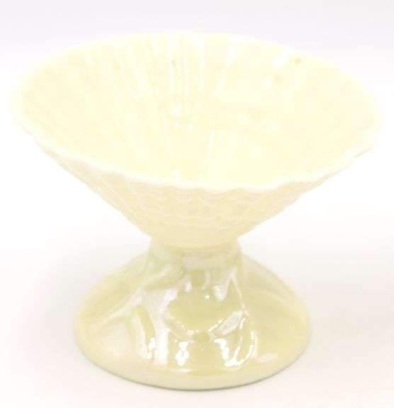 Group lot of 8 Belleek Ivy yellow mini creamer and bowls