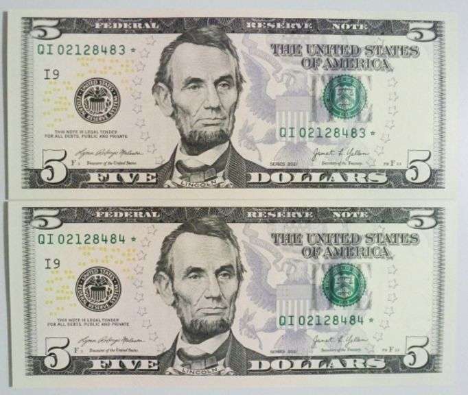 (2) Superb Crisp 2021 $5 Star Replacement Notes Minneapolis-Consecutive!