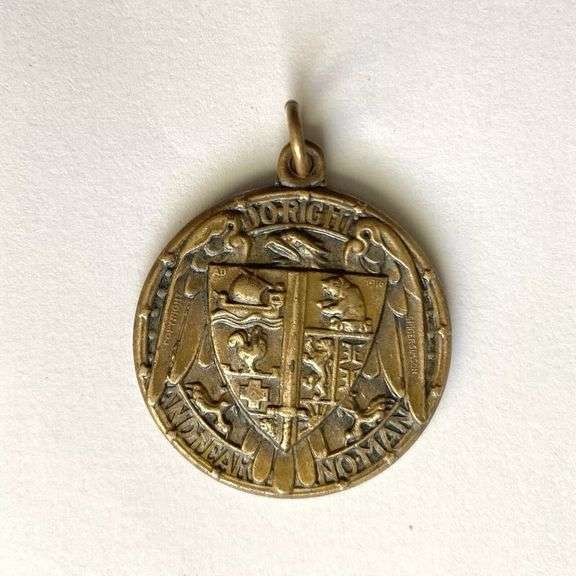 Antique Bronze 1916 WWI Medal