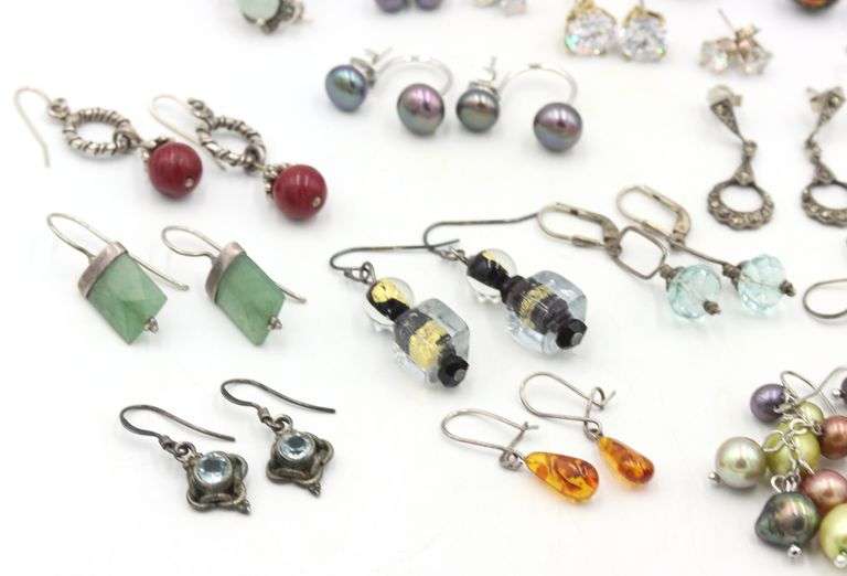 Group lot of Vintage 925 sterling silver earrings